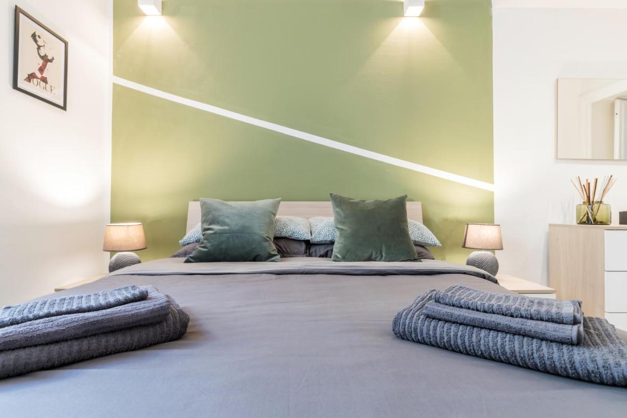 Duomo-Navigli Charming And Modern With Fast Wifi Apartment Milan Luaran gambar